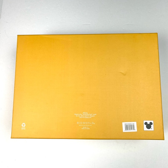 Winnie The Pooh 3 Piece Gift Set Mini Backpack ID Card And Keychain - Picture 10 of 12